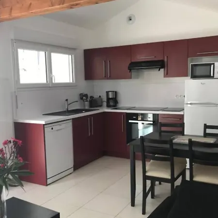 Διαμέρισμα Love Cocoon With Garden - Near Beach