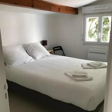 Διαμέρισμα Love Cocoon With Garden - Near Beach *